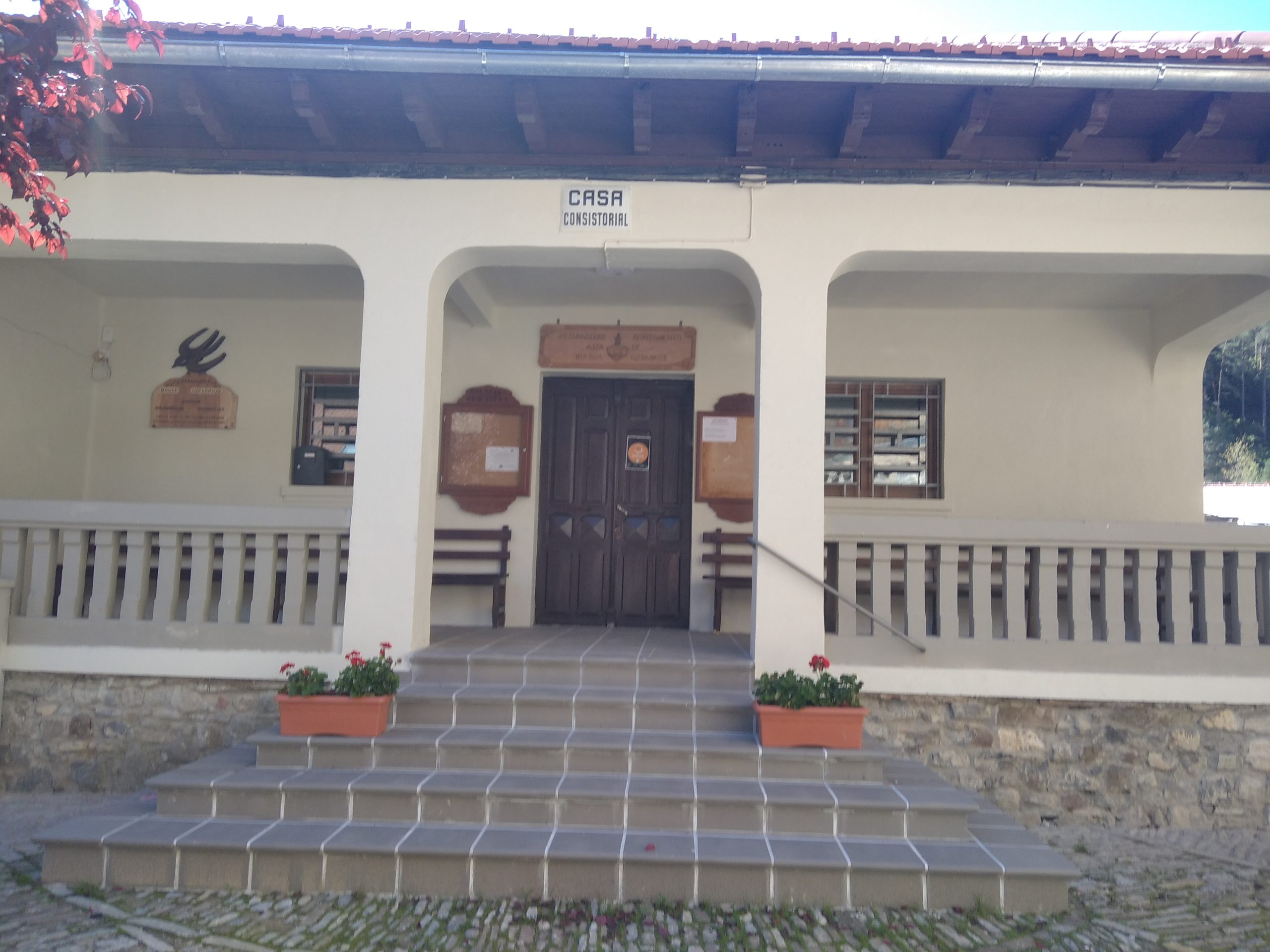 Ayuntamiento de Uztarroz-Uztarrozeko udaletxea