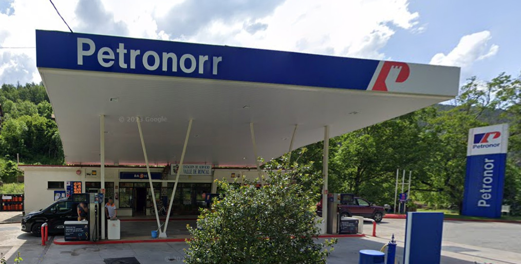 Gasolinera. Urzainki